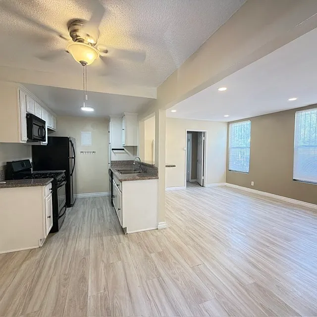 1 bed, 700 sqft, $1,995 — Photo 2