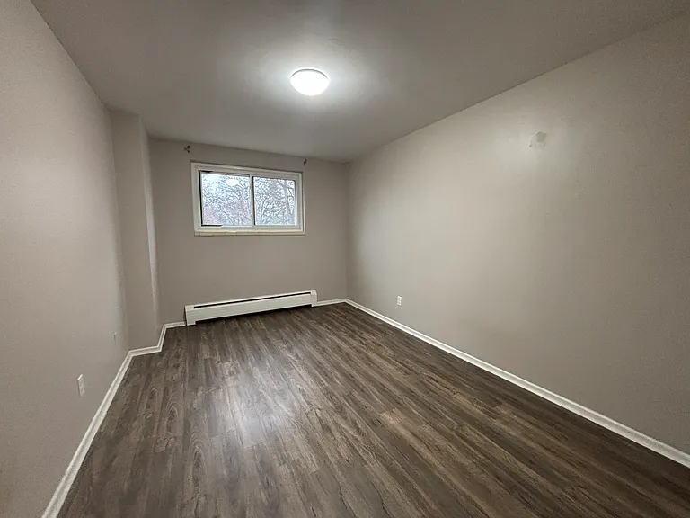 247 Durand St #7 — Photo 6