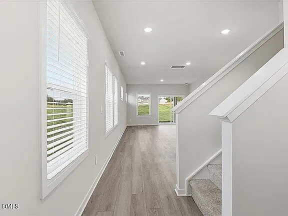 4 bed, 3.0 bath, $2,472 — Photo 3