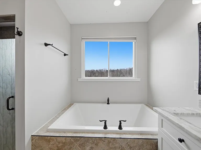 11707 Victory School Rd — Photo 36