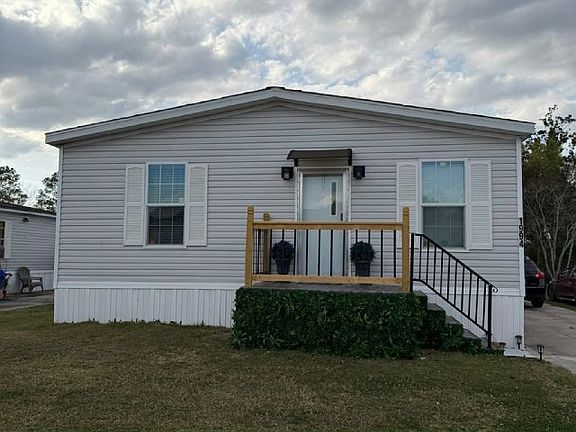 2nd image of 1994 Scranton Ave #421