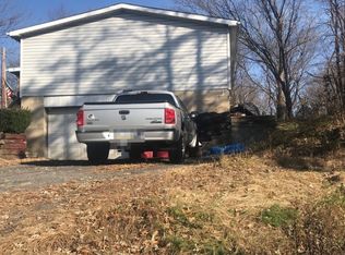 121 Ray St, Old Forge, PA 18518