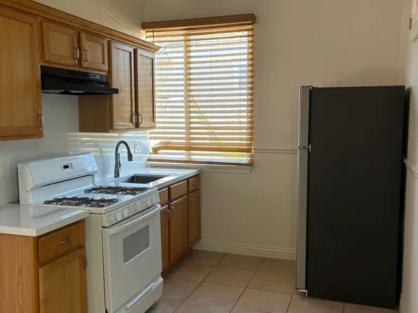 778 Turtle Point Way, San Marcos, CA 92069