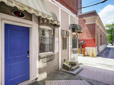 4 Dean Avenue #1, Manchester, NH, 03101