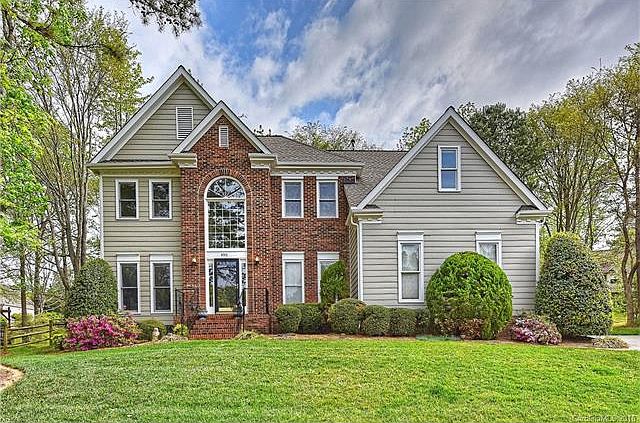 1st image of 4745 Avonwood Ln