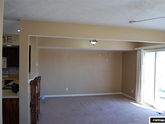 4th image of 2736 Cloud Ct