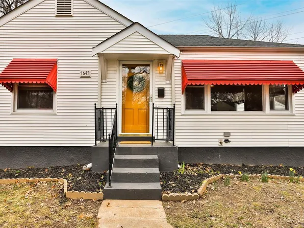 7645 Taber Dr, Saint Louis, MO 63133