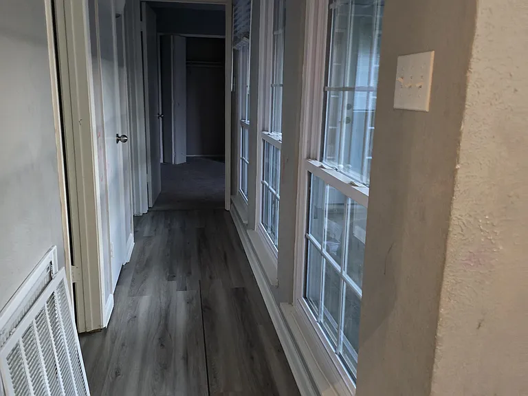 4453 Chapman St — Photo 4