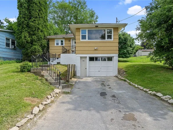 900 Northway St, Syracuse, NY 13224