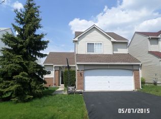 92 W Honeysuckle Dr, Round Lake Beach, IL 60073