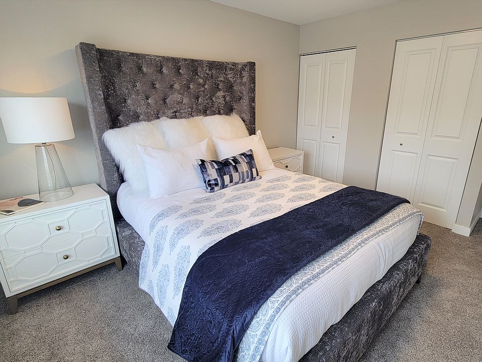 Lisle Station Apartments 4758 Saint Joseph Creek Rd Lisle IL Zillow