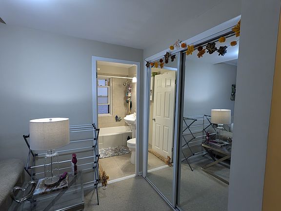 Living closets_10152025