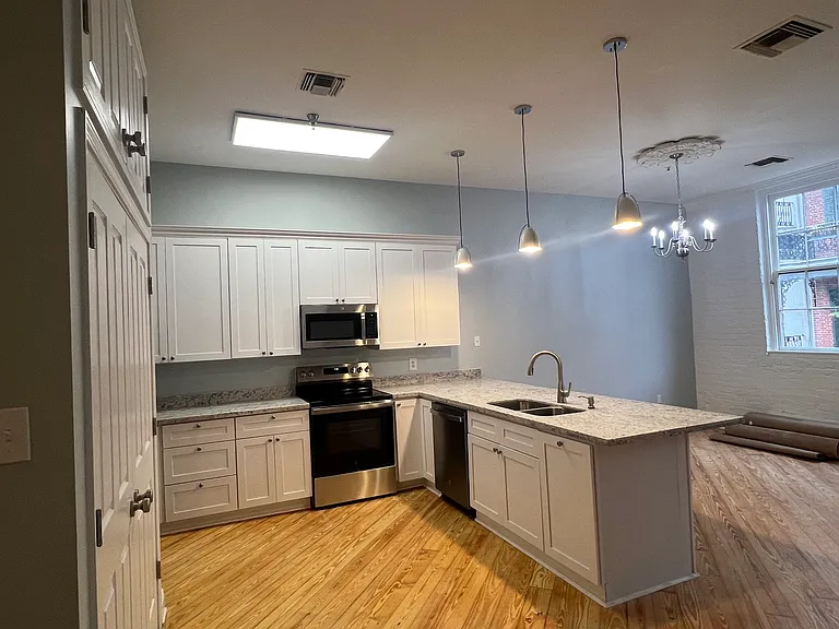 1216 Royal St #2 — Photo 5