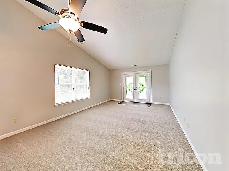 5531 Orth Ct — Photo 2