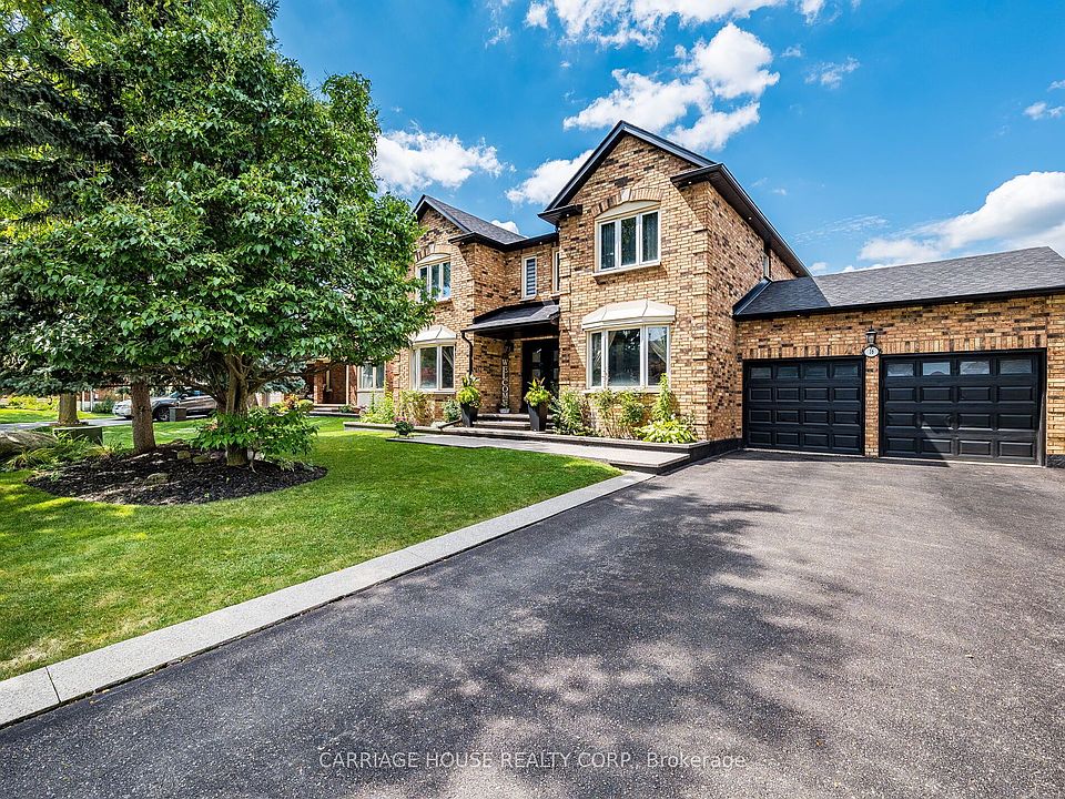 1st image of 16 Stowe Ct