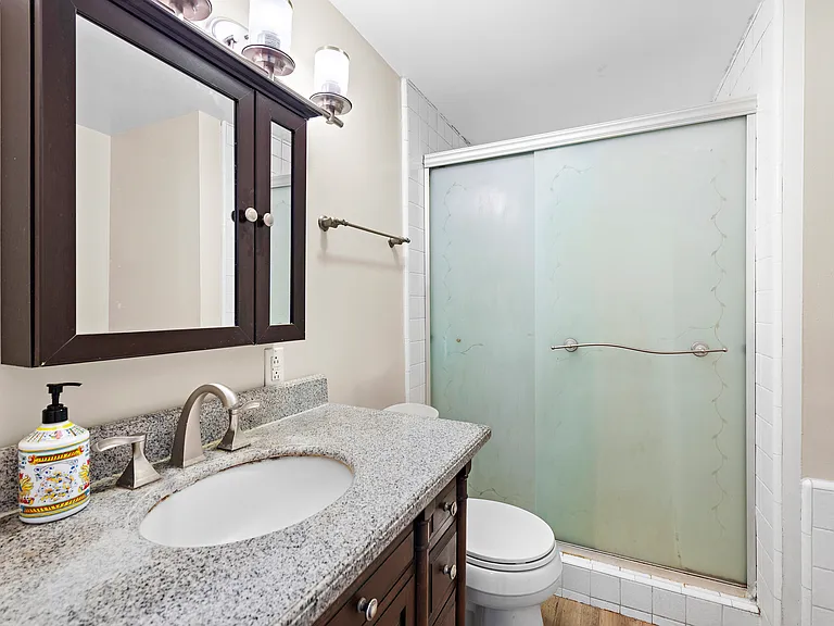 4690 Larwin Ave — Photo 13