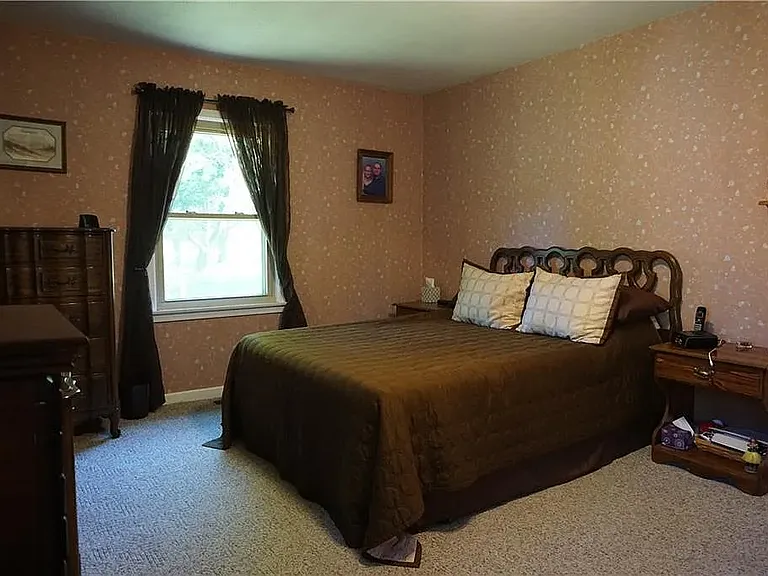 412 McLaughlin Ave — Photo 12