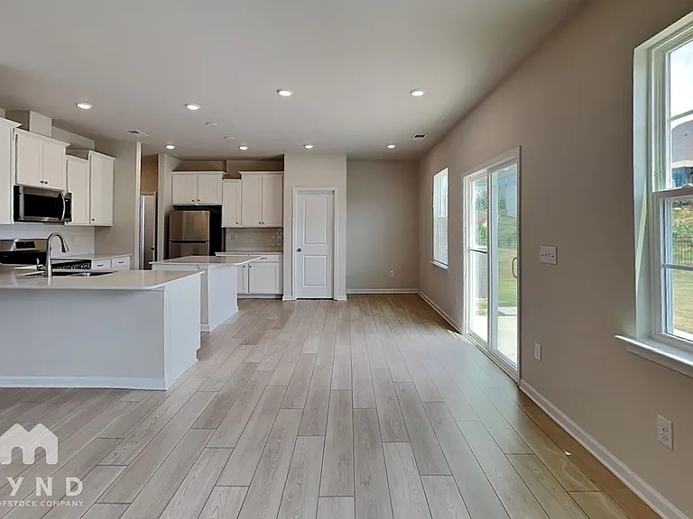 5504 Soft Shell Dr — Photo 3