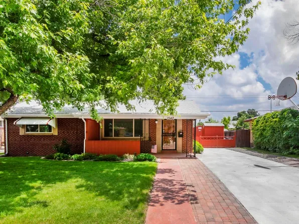 1542 S Benton Street, Lakewood, CO 80232