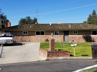 973 N San Joaquin Cir, Reedley, CA 93654