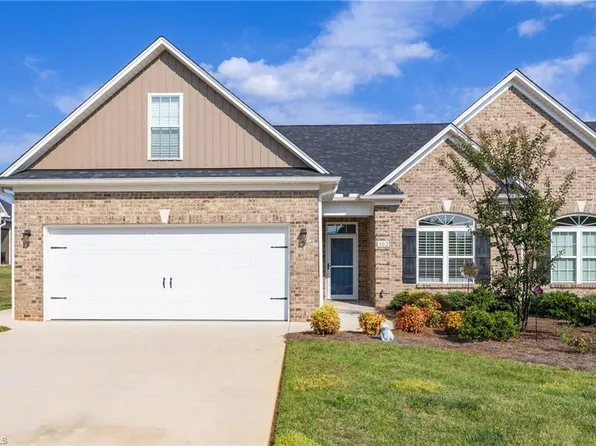 102 Sunny Pl, Reidsville, NC 27320