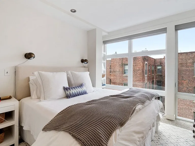 900 Beacon St #501 — Photo 7