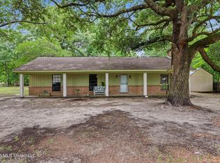 16408 Culbert Rd, Moss Point, MS 39562