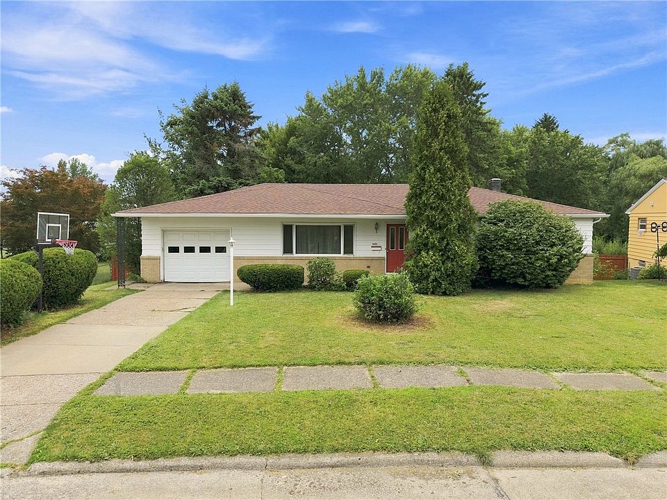 1st image of 3203 Regis Dr