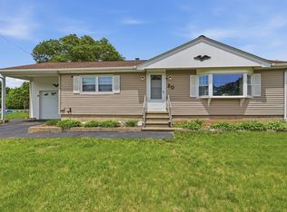 20 Elaine St, Webster, MA 01570