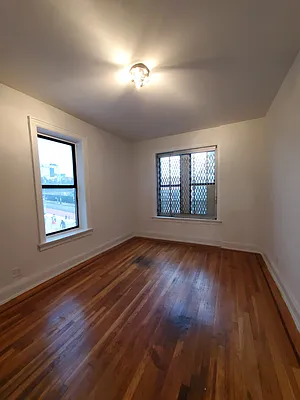 Rented by Supreme Plus Realty Group Inc | media 4