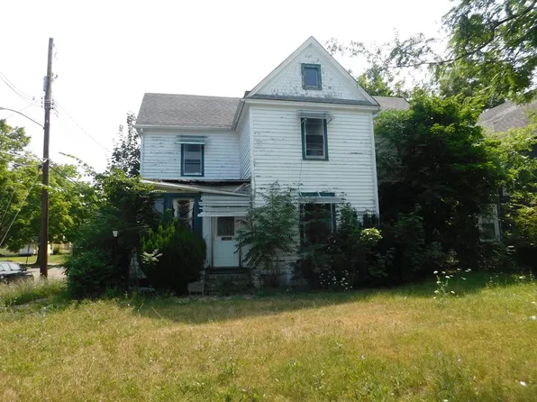 400 Crescent Ave, Elmira, NY 14901
