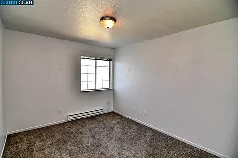 353 Lighthouse Dr — Photo 2