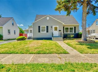 41 Farleigh Ave, Rochester, NY 14606