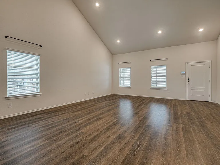 317 Sage St — Photo 7