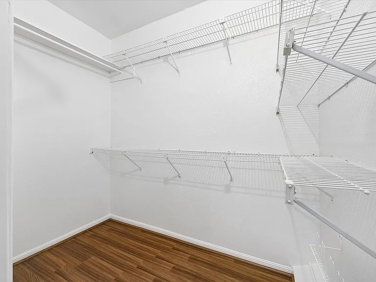 2100 Tanglewilde St #286 — Photo 9