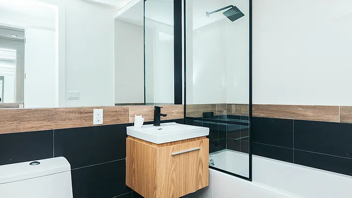 Rented by Nooklyn NYC LLC | media 42