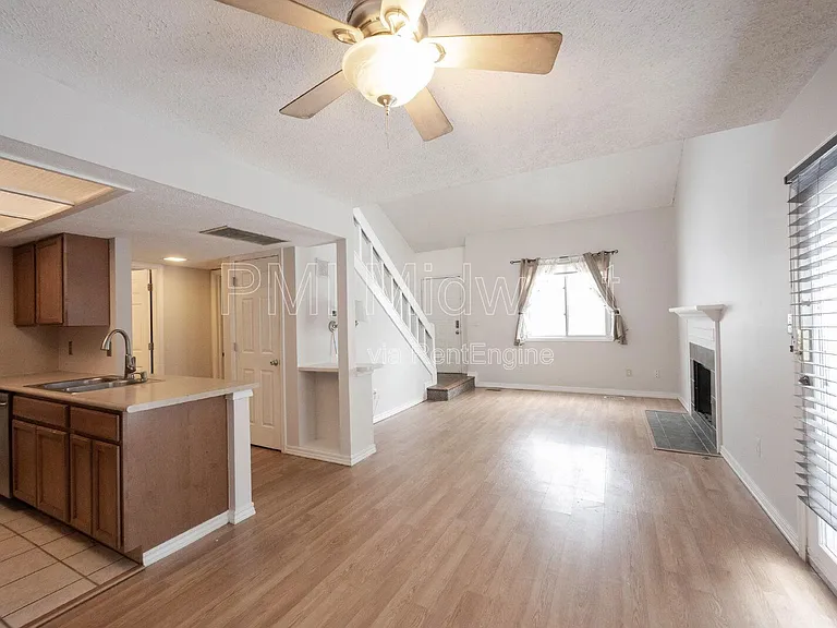 507 Conner Creek Dr — Photo 6