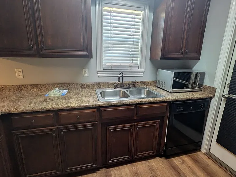 20 N Moody Dr — Photo 8