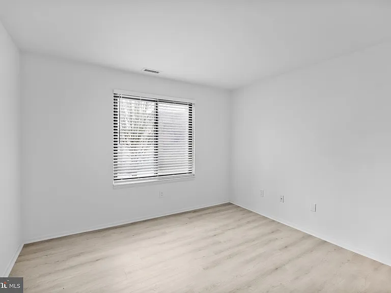 4912 Dunbarton Rd #B — Photo 12