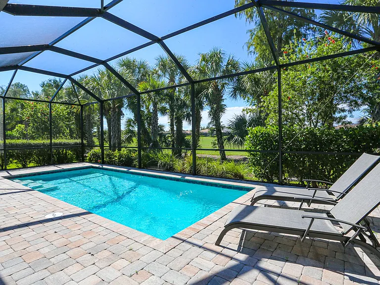 9716 Everglades Dr — Photo 9