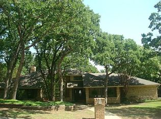 3 Highview Cir, Denton, TX 76205