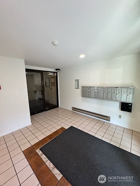 4th image of 1515 12th Avenue S #102