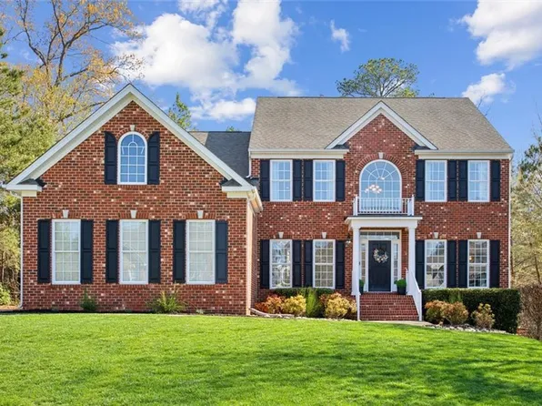 3305 Croshaw Ct, Toano, VA 23168