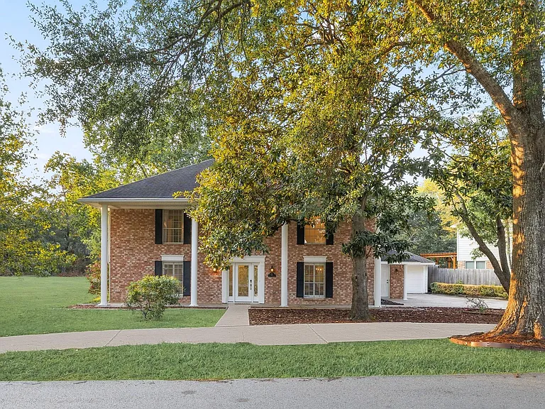 522 River Plantation Dr — Photo 1
