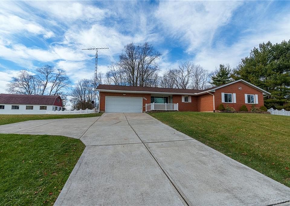 2425 N Hampton Rd, New Carlisle, OH 45344 Zillow