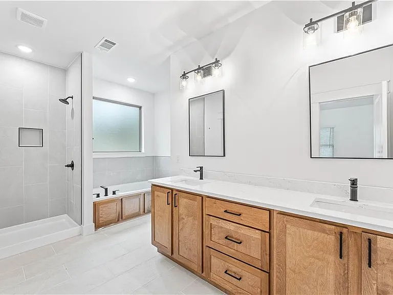 16 Celtic Dr — Photo 14