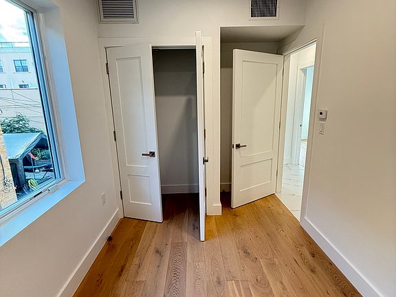 5th image of 144 Bay 25th St Floor 2