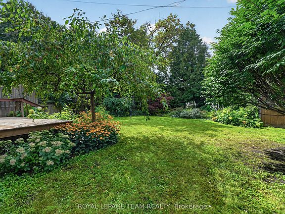 3rd image of 12 Lenore Pl