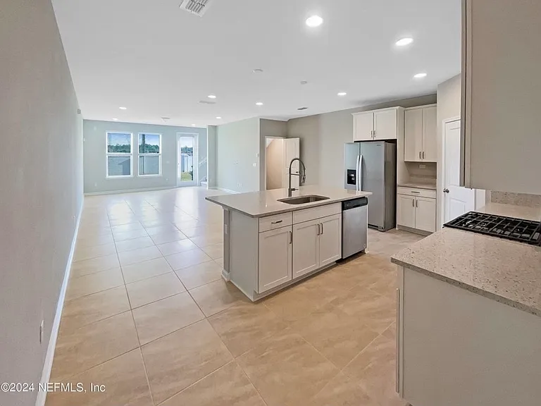 11231 Minnetta Ct — Photo 7