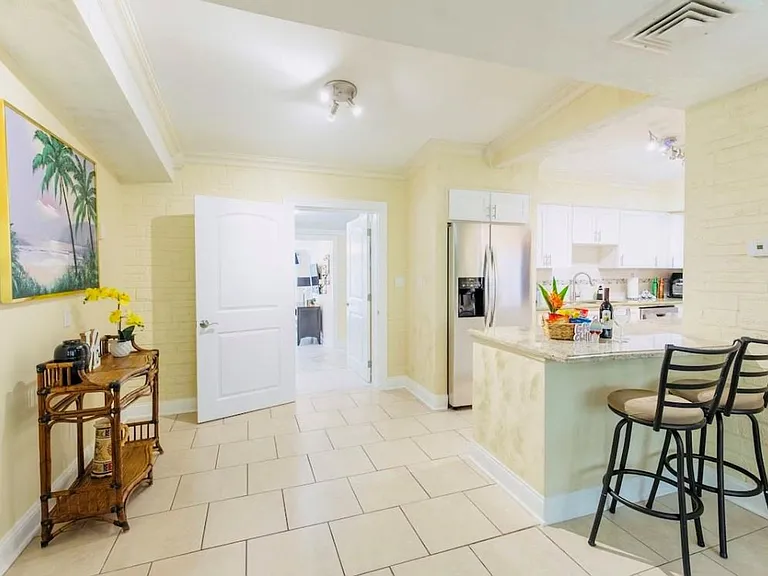 279 Hach Ln #3/2 — Photo 2